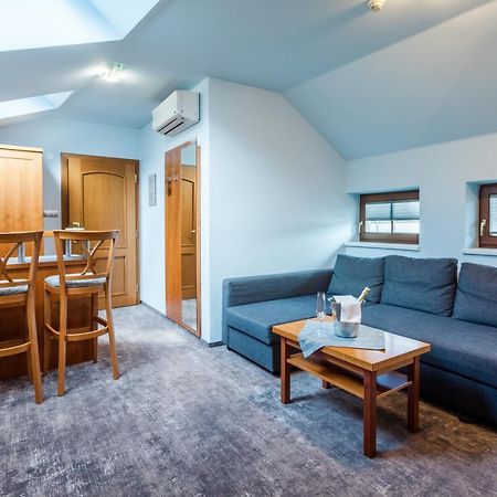 Hotel Jelinkova Vila Велке-Мезиржичи Экстерьер фото