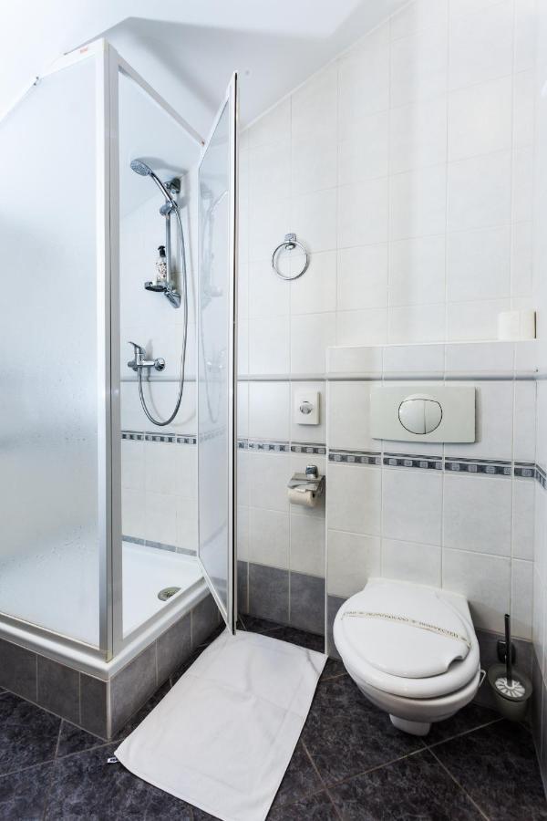 Hotel Jelinkova Vila Велке-Мезиржичи Экстерьер фото